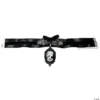 Cameo Hand Velvet Choker
