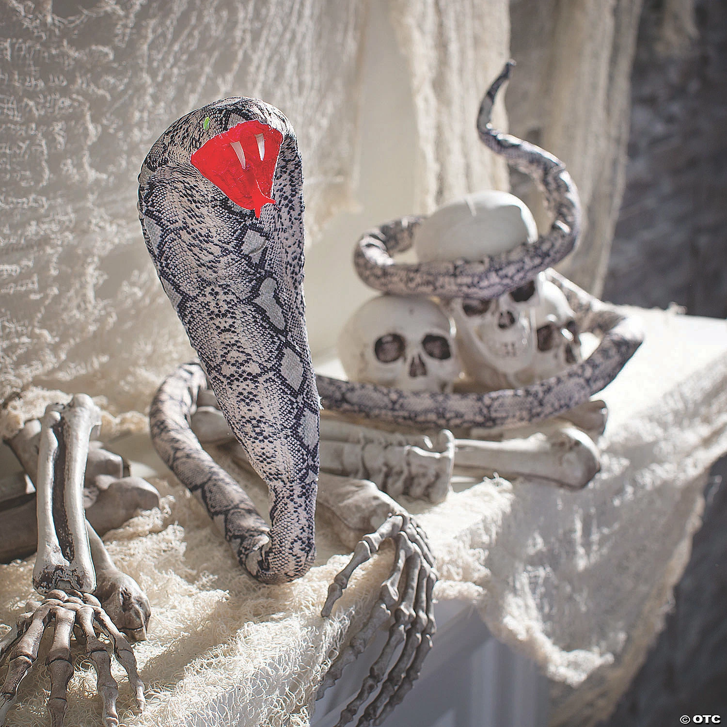 Posable Snake Halloween Decoration 1 Posable Snake Halloween Decoration